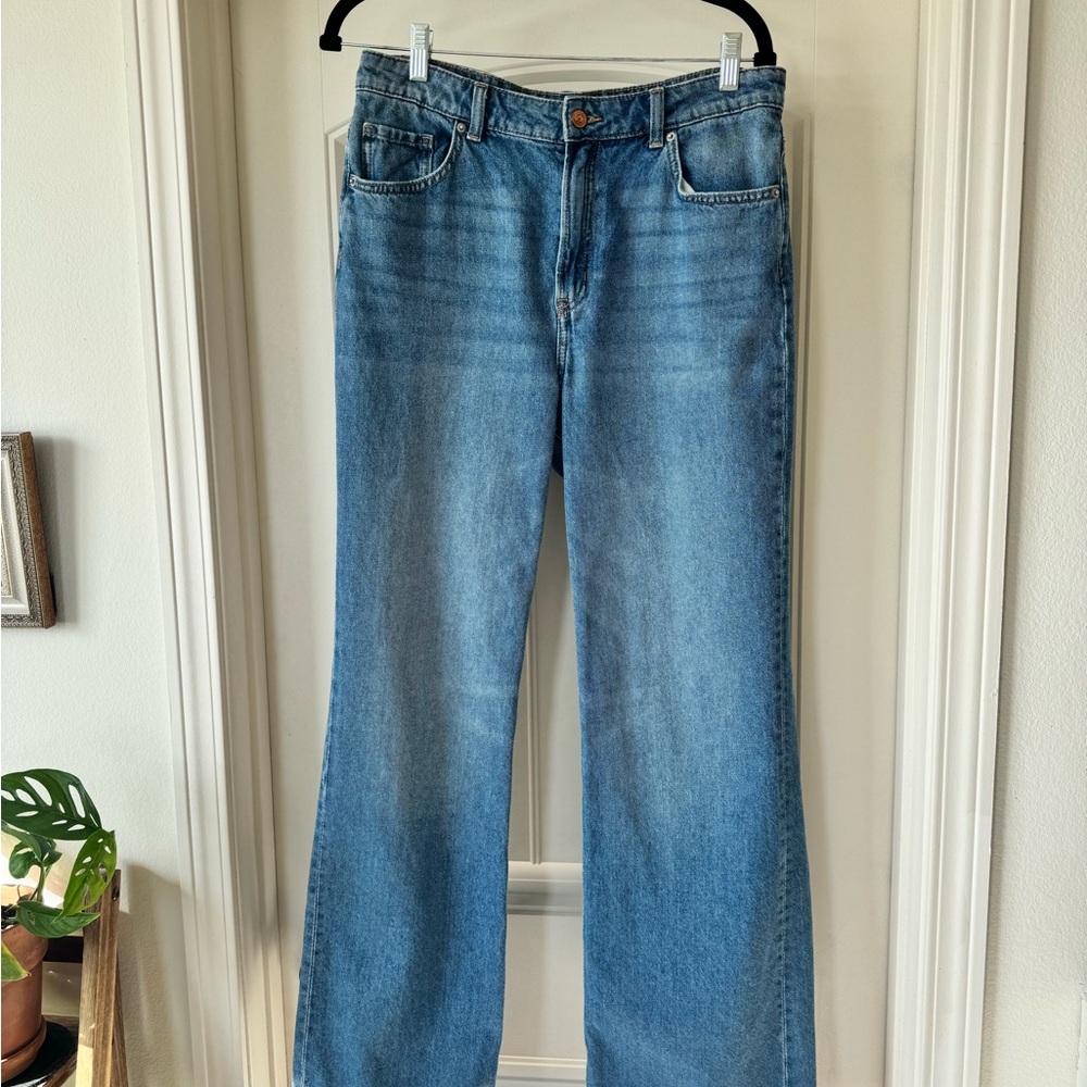 H&M Divided Light Blue Denim Jeans